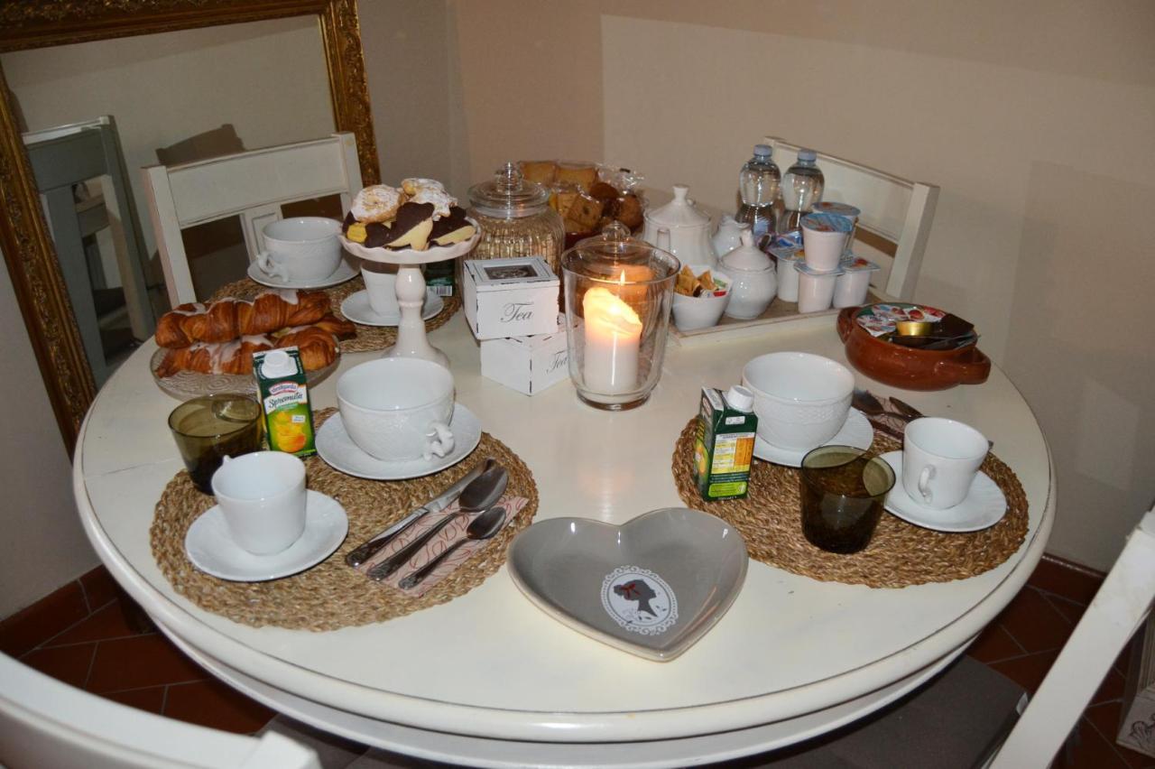 Casa Nives Bed and Breakfast San Pietro in Casale Buitenkant foto