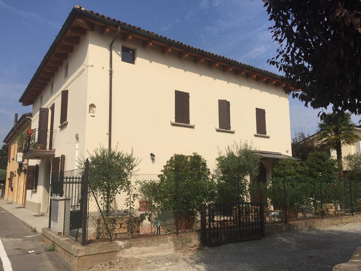 Casa Nives Bed and Breakfast San Pietro in Casale Buitenkant foto